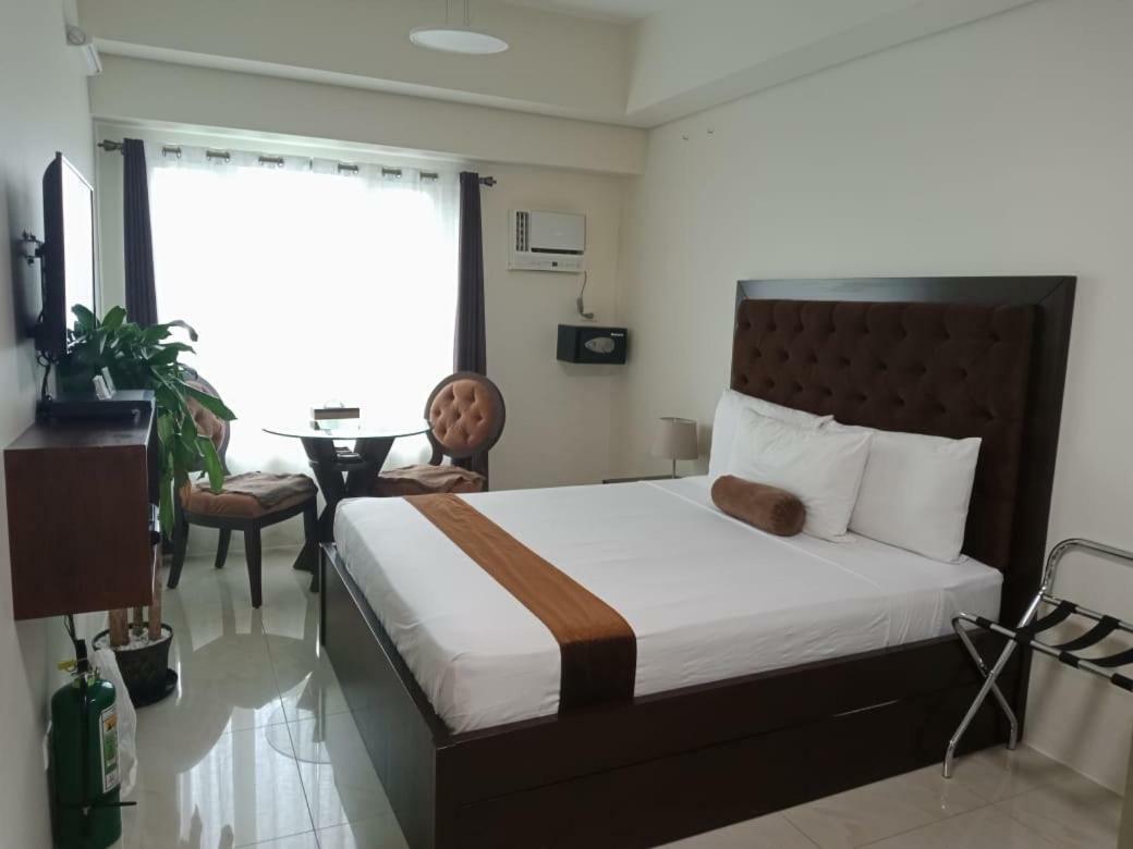 מנילה Studio Unit At The Beacon Makati מראה חיצוני תמונה